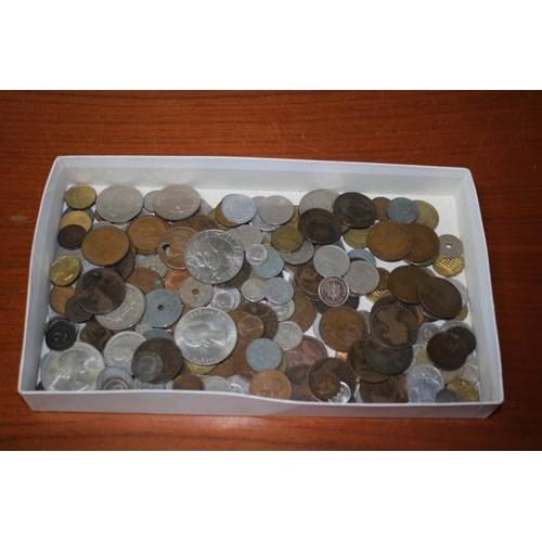 19 - Tray of Mixed Coins