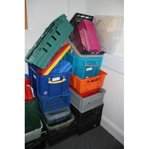 34 - Big Bundle of Plastic Boxes