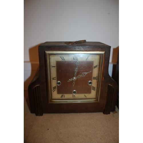 51 - 4 Westminster Charm Mantle Clocks, For spares or repairs, Clock showing 4:35 glass is cracked