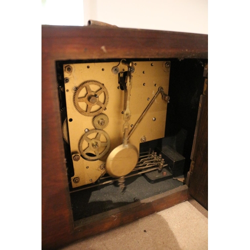 51 - 4 Westminster Charm Mantle Clocks, For spares or repairs, Clock showing 4:35 glass is cracked