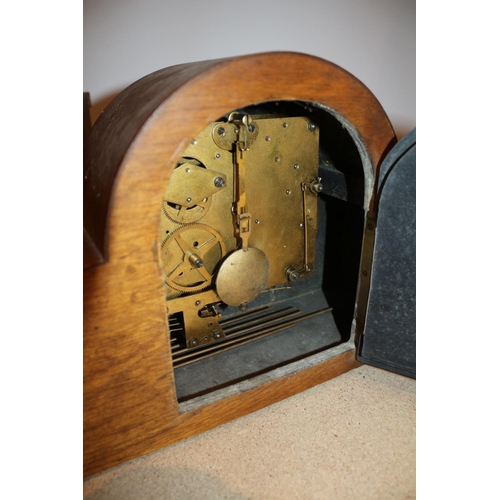 51 - 4 Westminster Charm Mantle Clocks, For spares or repairs, Clock showing 4:35 glass is cracked