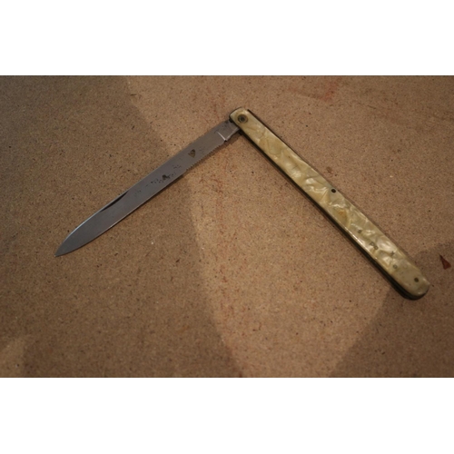 56 - German Bladed Knife