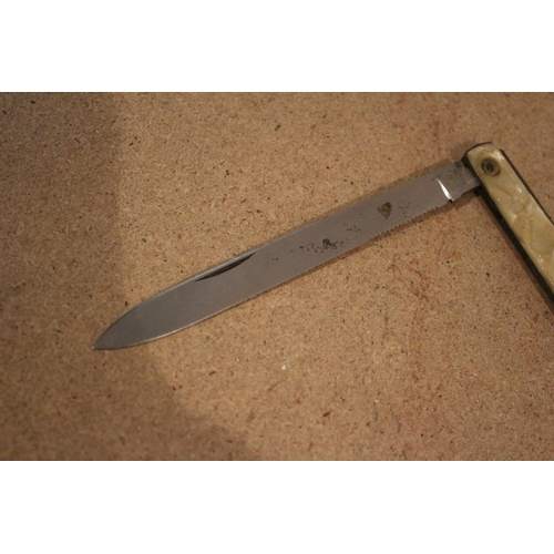 56 - German Bladed Knife