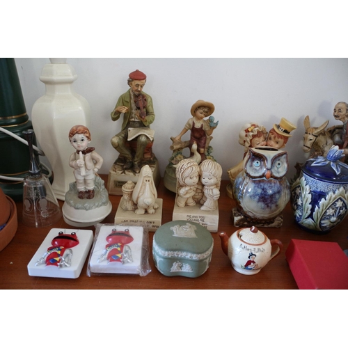 6 - Mixed Lot including Figurines, Pottery Items, Jasperware