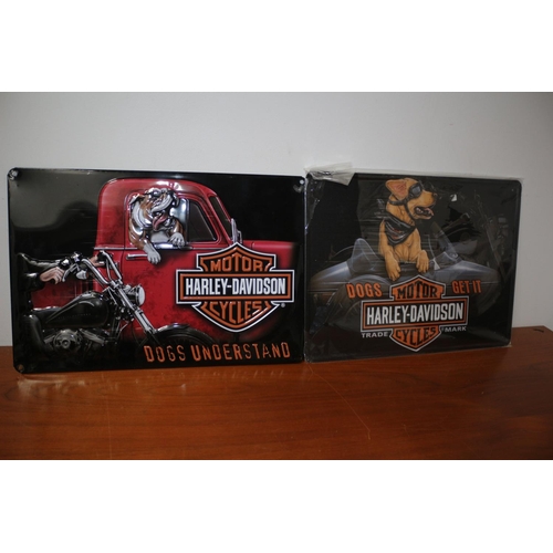 67 - 2 Harley Davidson Tin Signs, Largest is 43 x 29 cm