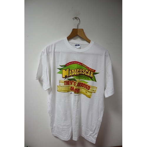 140 - Madagascar Promo T-Shirt, Size Large