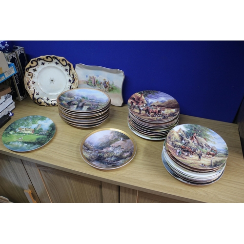 201 - Large Collection of Collectors Plates x32