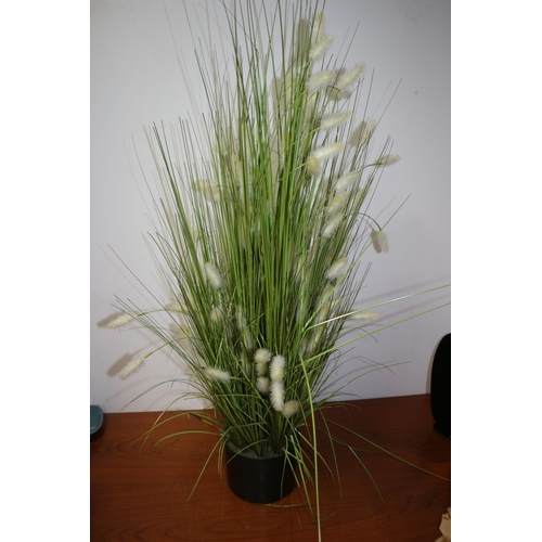 276 - Artificial Grass Plant