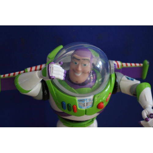 100 - Buzz Lightyear Figure