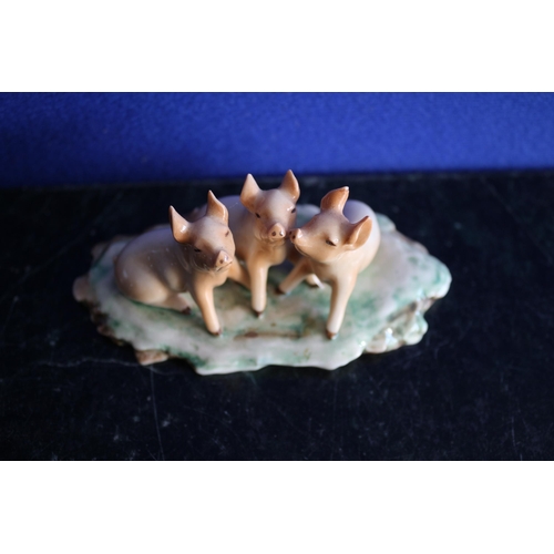 120 - Italian Porcelain 3 Little Pigs Figurine