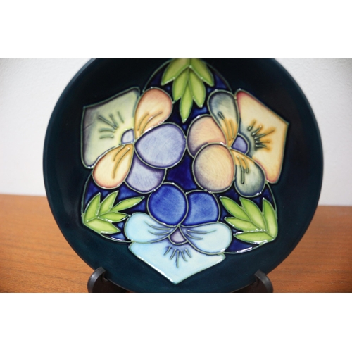 267 - Moorcroft Pin Dish, Moorcroft Collectors Club 2005, 12.5cm