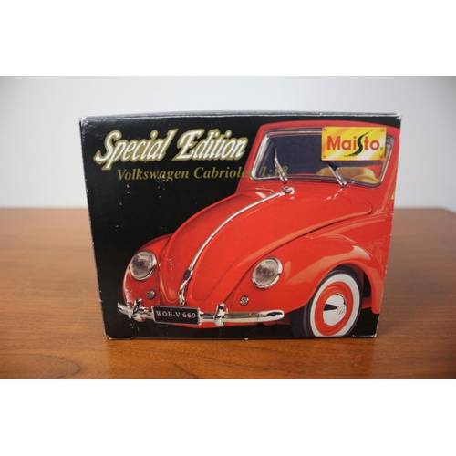 291 - Maisto Special Edition Volkswagen Carbiolet 1:18 Model Car