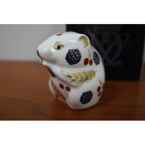 310 - Royal Crown Derby Harvest Mouse , Gold Stopper, Paperweight