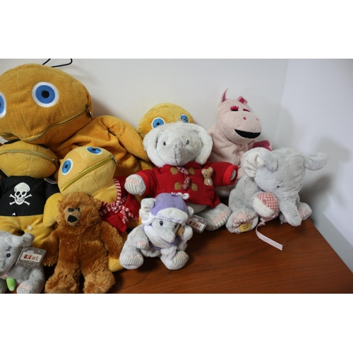 355 - Selection of Children's Soft Teddies x 14