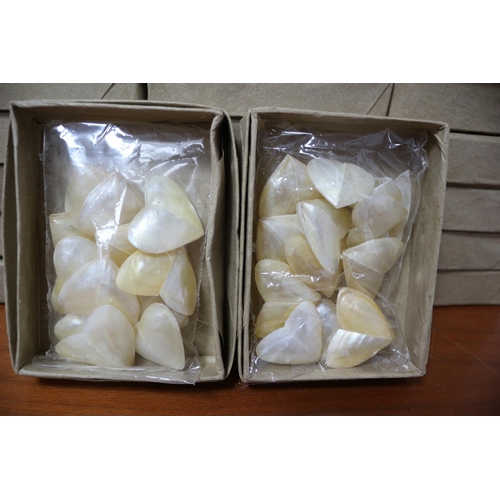 361 - Boxed Shell Hearts x 23