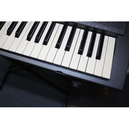 479 - Yamaha PSR-200 Keyboard & Stagg Stand, no Lead & small chip