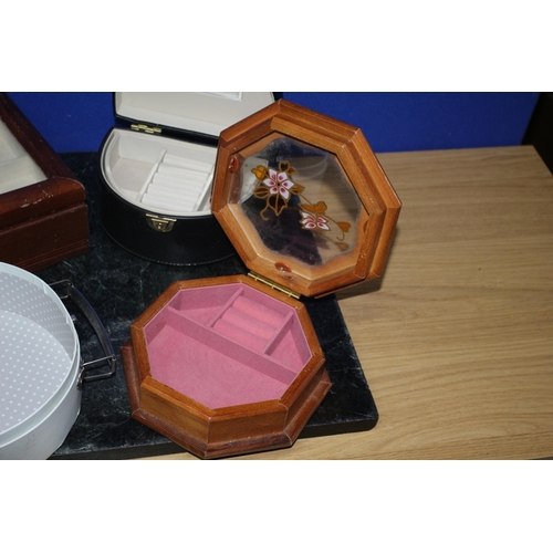 119 - 4 x Jewellery Boxes/Cases