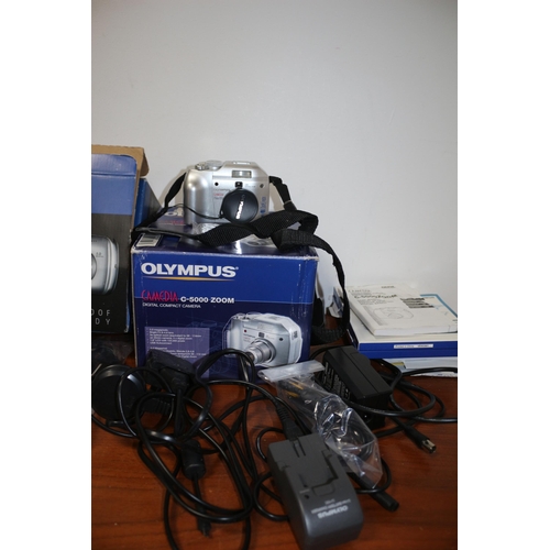 30 - Selection of Cameras and Accessories, untested