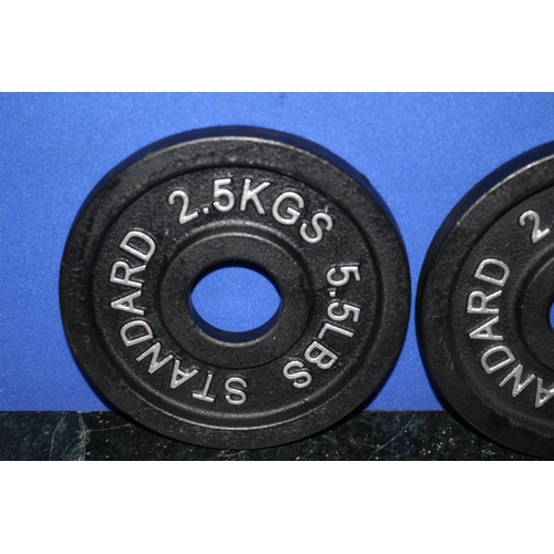 97 - Brand New Pair of 2.5kg/5.5lb Weights, Boxed