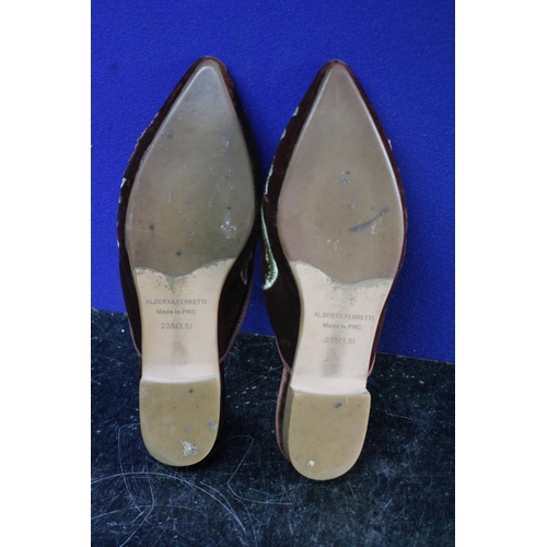 14 - Pair of Alberta Ferretti Shoes