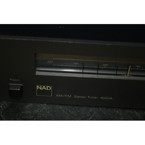 69 - NAD AM/FM Stereo Tuner 4020A