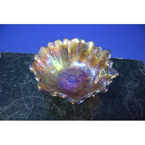 79 - Carnival Glass Dish - 17.5 cm Dia