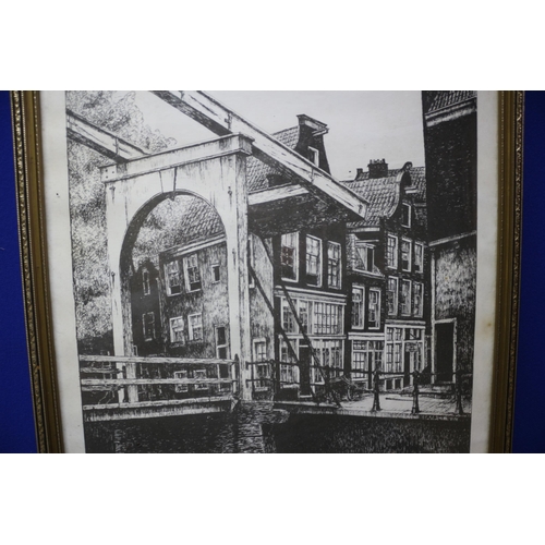 121 - Engraving Possibly of Amsterdam in Frame - 43.5 x 54cm