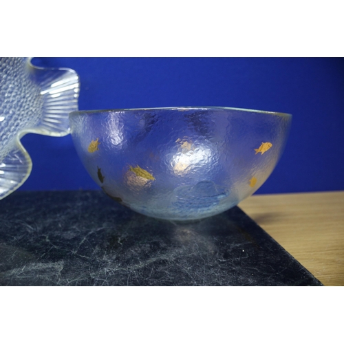 138 - Large Glass Fish Platter plus a Glass Bowl Decorated with Fish and Sea Creatures - Platter is 39cm W... 