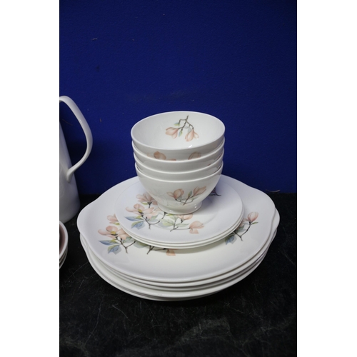 153 - Royal Adderley 'Ophelia' Part Tea Set - 29 Pieces