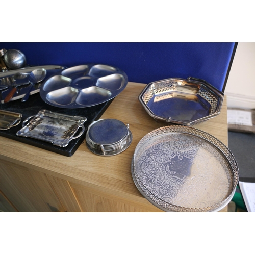 218 - Selection of Metal and Plate Ware