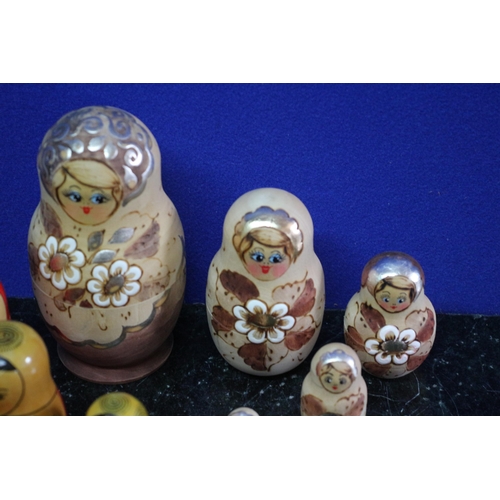 272 - Mixed Selection of Wooden Russian Dolls - Matryoshka