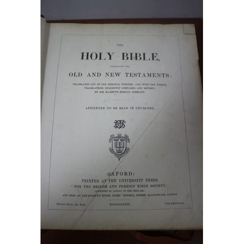 318 - Antique 1883 Oxford University Press, Large Church Bible with Colour Pictures, 393 x 28 x 9.5 cm, He... 