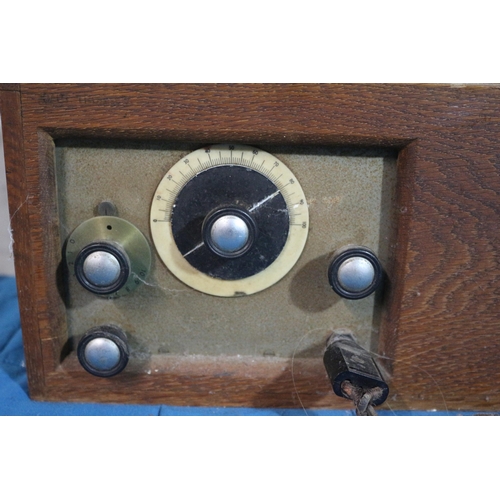 323 - Vintage Radio