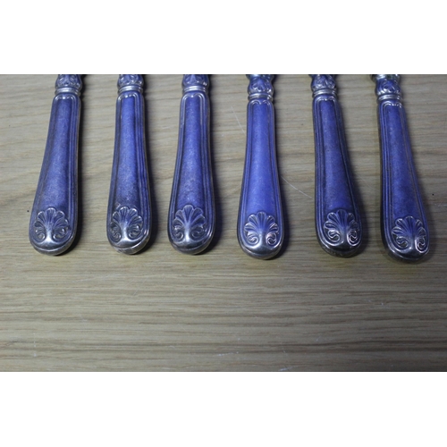 472 - Set of 6 Christofle Shell Pattern Knives