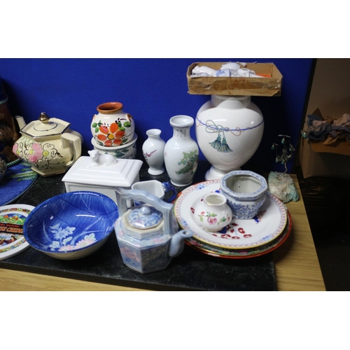 575 - Large bundle of Pottery Items