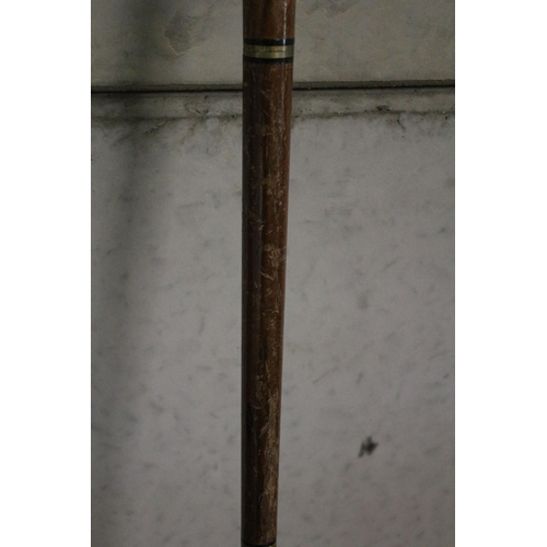 106 - Heavy Brass Horse Head Topped Drinking Walking Stick