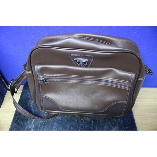 119 - Brown Spartan Messenger Bag