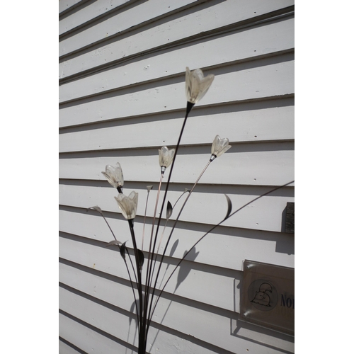 28 - Flower Design Heavy Floor Lamp - Believed Working