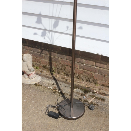 28 - Flower Design Heavy Floor Lamp - Believed Working