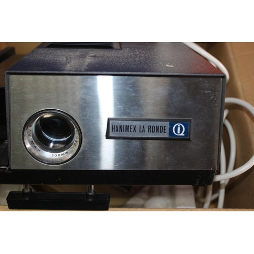 75 - Vintage Hanimex La Ronde Projector