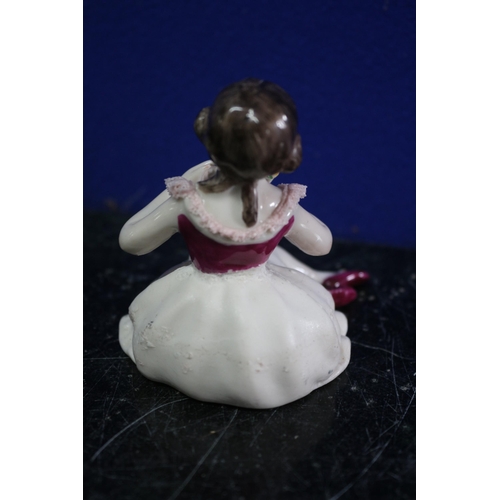 137 - Dresden Porcelain Figure of a Young Girl with a Posy of Flowers - 7.5cm