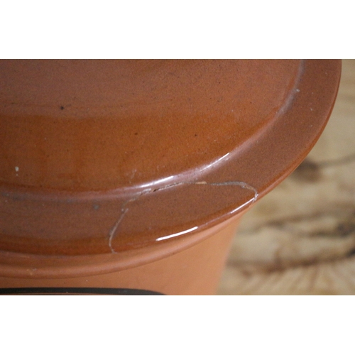 182 - Large Terracotta Bread Bin with Lid - 27cm