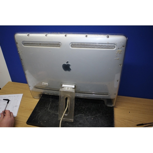 204 - Apple Cinema Display Unit M8149