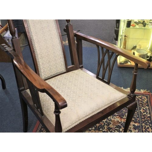 41 - Vintage Edwardian Recliner Chair