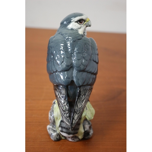 185 - Royal Doulton Merlin Beneagles Liquor Bottle - 16cm Tall