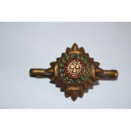 267 - WWII Royal Army Officers Rank Badge