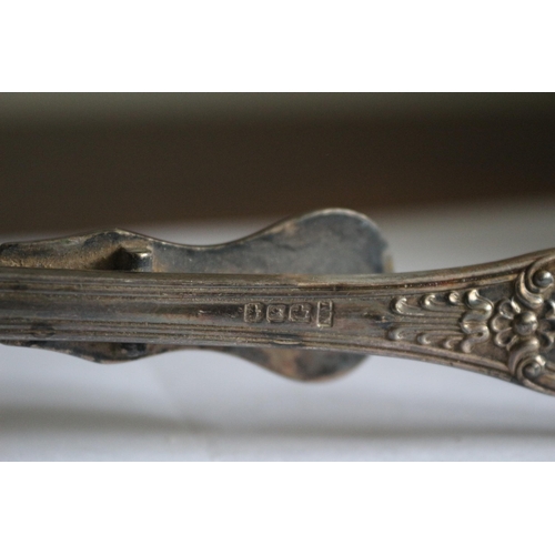 286 - Part Tested as Silver Pair of Tongs with Ornate Decoration - Has an Indistinguishable Hallmark (poss... 