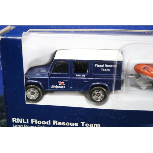 41 - Corgi RNLI Flood Rescue Team - Land Rover Defender and RNLI D Class Lifeboat - Boxed