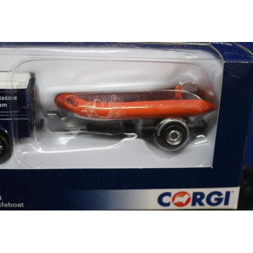 41 - Corgi RNLI Flood Rescue Team - Land Rover Defender and RNLI D Class Lifeboat - Boxed