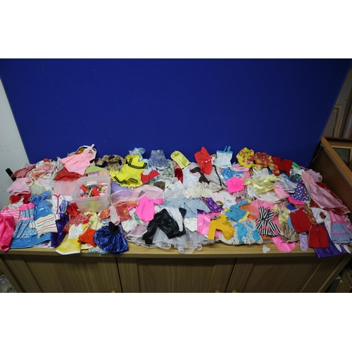 5 - Huge Selection of Dolls Clothes and Accessories - Over 100 Pieces, Several Aged, believed to be for ... 